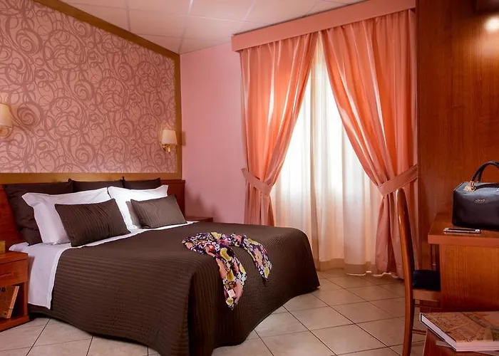 Bed & Breakfast In Vale&hillary Colosseo 3*