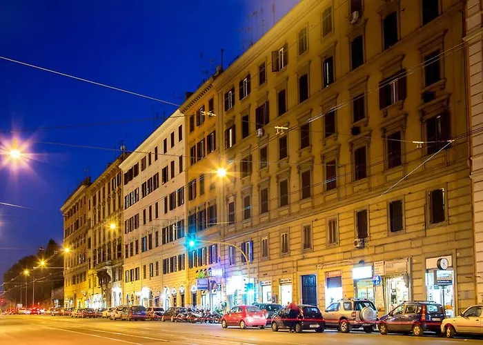 Bed & Breakfast In Vale&hillary Colosseo Rome
