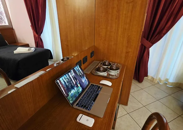 In Vale&hillary Colosseo Bed & Breakfast 3*