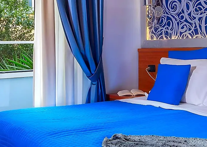 Bed & Breakfast In Vale&hillary Colosseo Rome