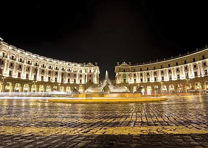 Bed & Breakfast In Vale&hillary Colosseo Rome